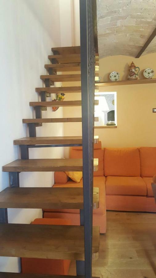 Scaccia Pensieri Villa Cerchio Eksteriør billede