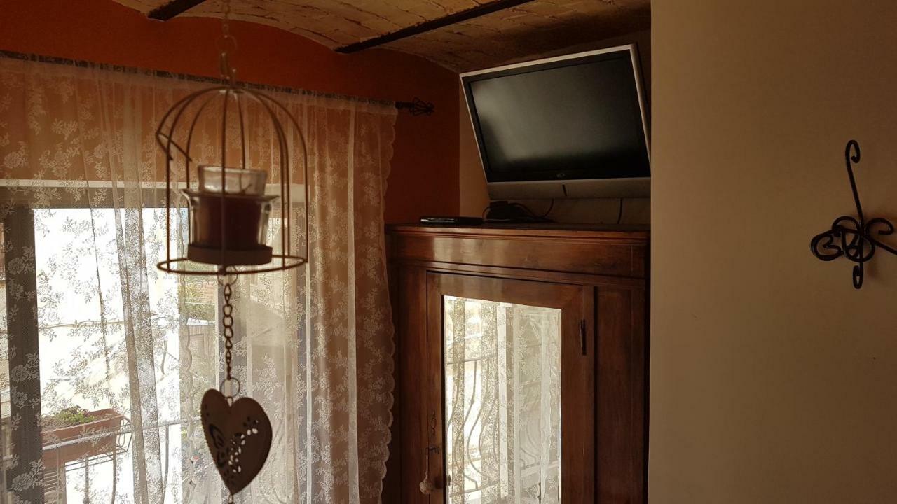 Scaccia Pensieri Villa Cerchio Eksteriør billede