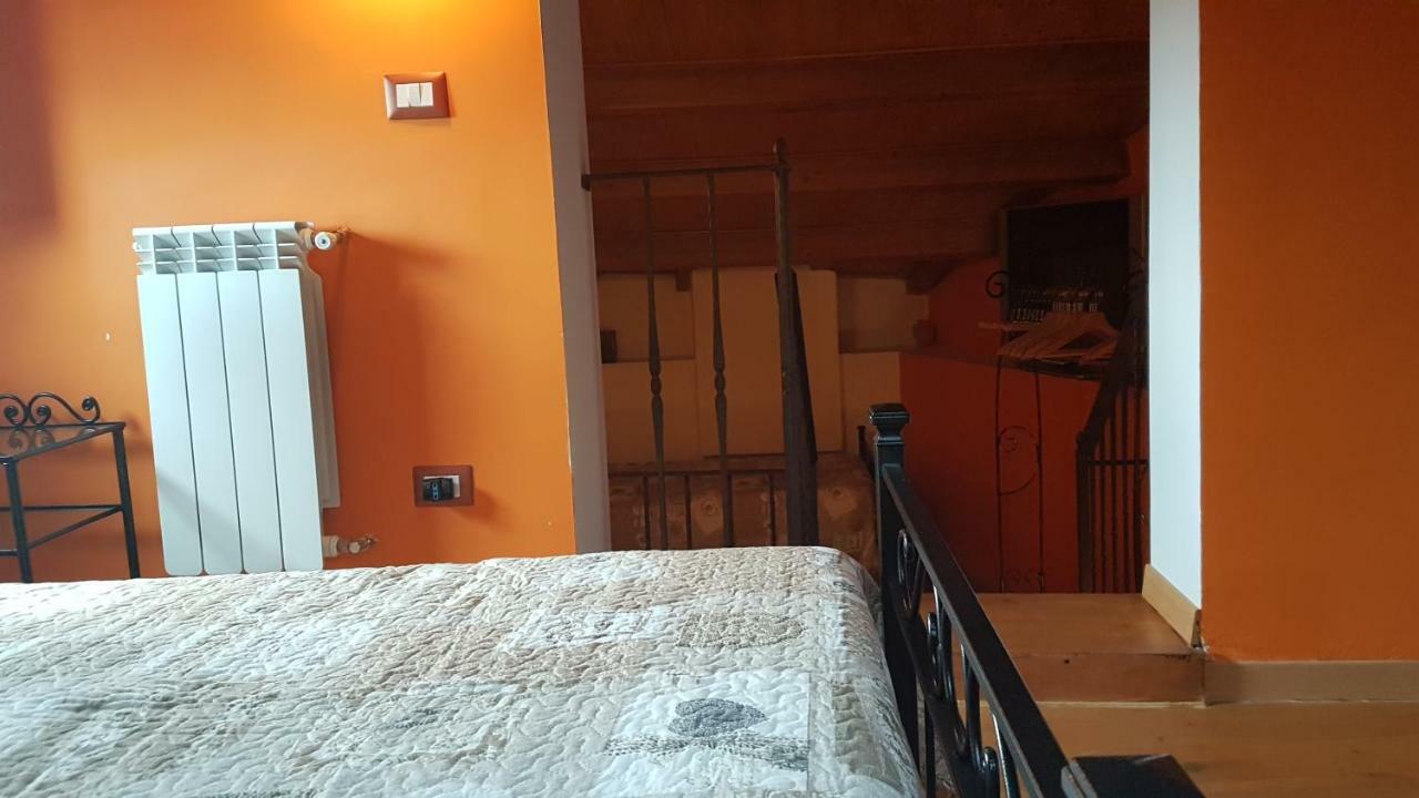 Scaccia Pensieri Villa Cerchio Eksteriør billede