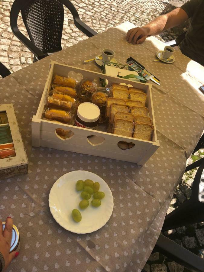 Scaccia Pensieri Villa Cerchio Eksteriør billede