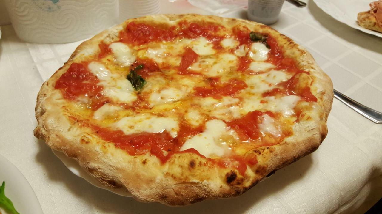 Scaccia Pensieri Villa Cerchio Eksteriør billede