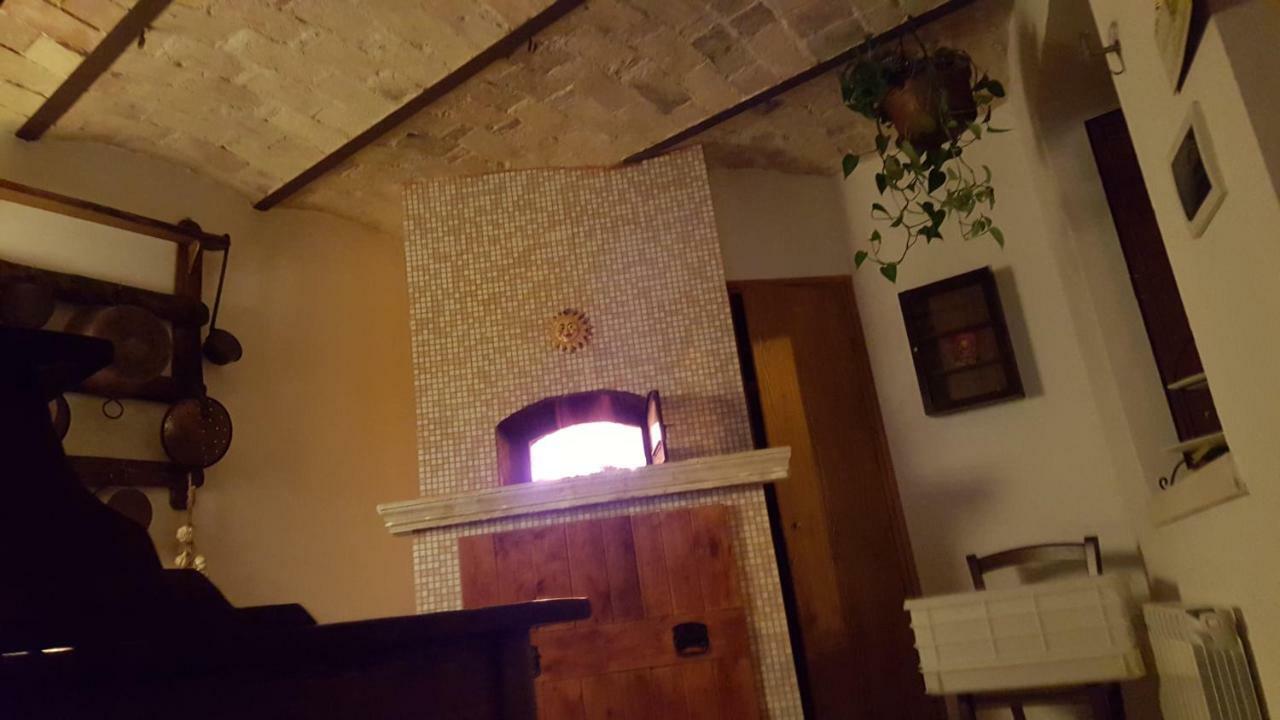 Scaccia Pensieri Villa Cerchio Eksteriør billede